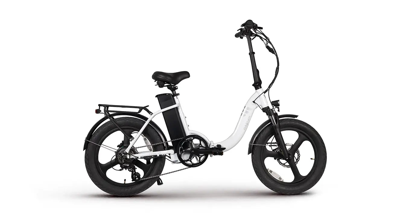Magnum Premium 3 Torque LS in White — view 1